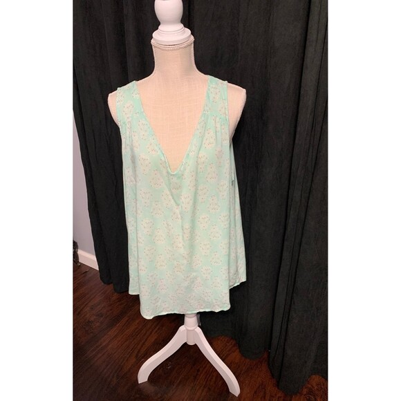 Old Navy Top. Size XXL. - Picture 1 of 4